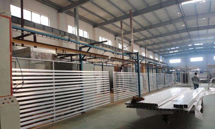 Aluminum spraying line