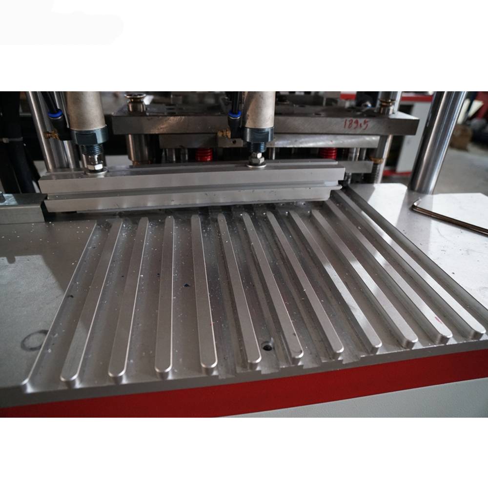 Sheet Metal And Cnc Automatic Punching Machines Equipment For Ventilation