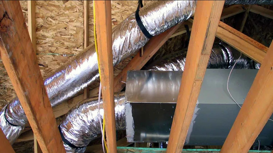 R6 vs R8 Ducting
